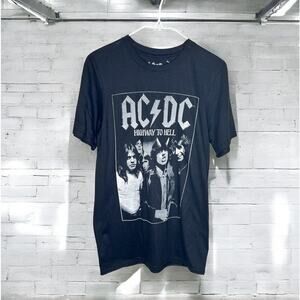 New without Tag ACDC Vintage-Style Graphic Band Tee Shirt Rock Tour